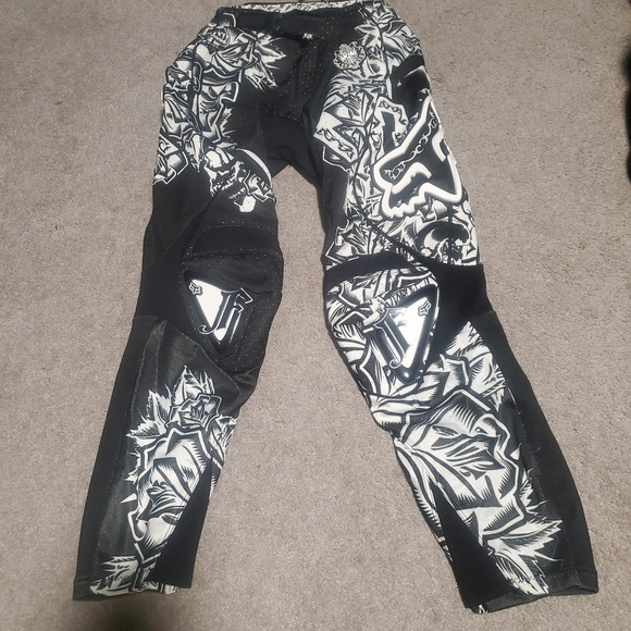 Fox Riding Gear - Picture 5 of 10